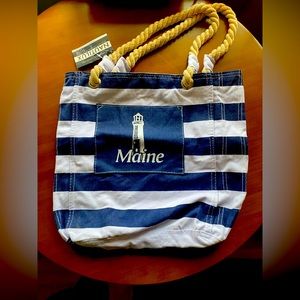 Nautilux Maine tote bag, with tags from brand “getagadget”
